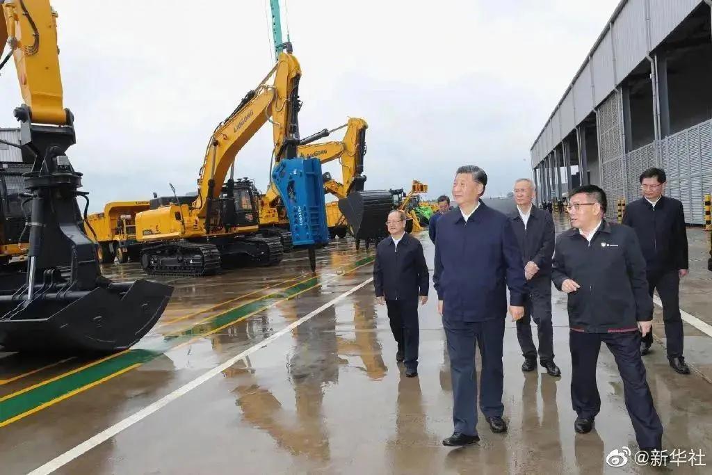习近平总书记考察广西柳工